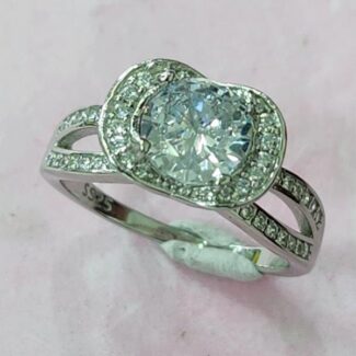 CZ RING WITH CENTER STONE