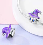 ENAMEL WHICH HAT BEAD
