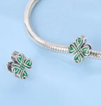 ENAMEL CLOVER BEAD